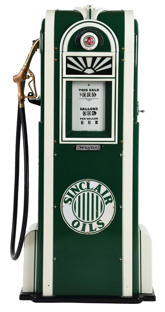 WAYNE MODEL #60 GAS PUMP RESTORED IN SINCLAIR SHOWING TWO ORIGINAL SINCLAIR OILS PORCELAIN SIGNS. 
