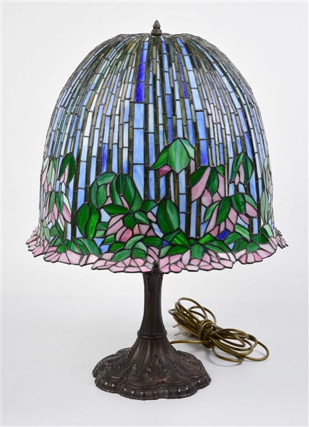 TIFFANY STYLE BAMBOO STAINED GLASS LAMP.