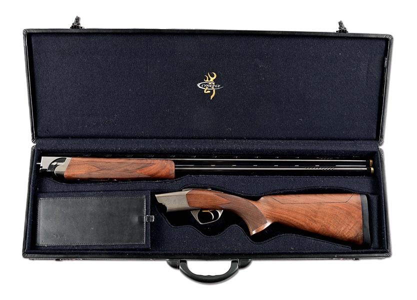 (M) BROWNING CYNERGY CLASSIC SPORTING OVER UNDER SHOTGUN.