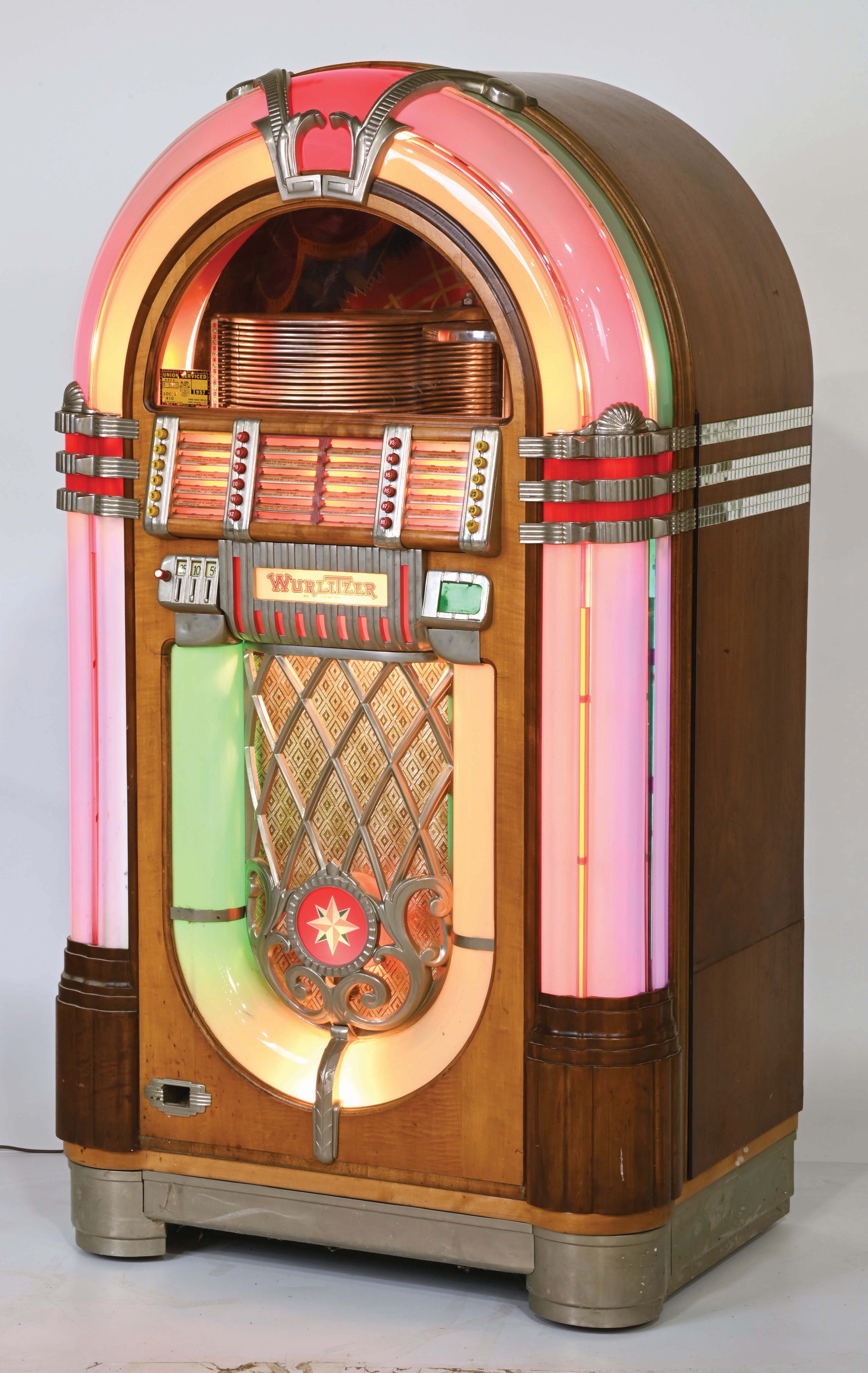 Lot Detail - ORIGINAL WURLITZER MODEL 1015 JUKEBOX.