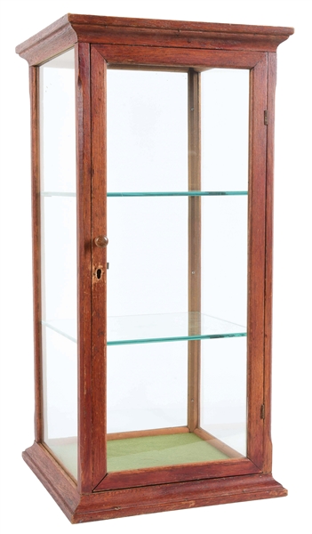 OAK DISPLAY CASE W/ GLASS SHELVES.