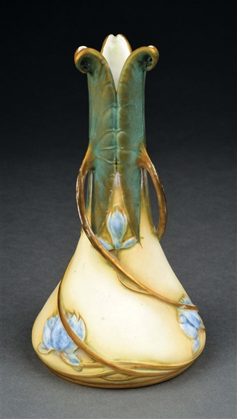 PAUL DACHSEL STYLIZED VASE W/ 3 EXTRUDED HANDLES.