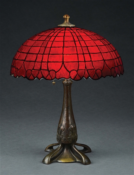 GORHAM/AMBOY RED GEOMETRIC LEADED GLASS TABLE LAMP.