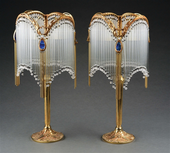 PAIR OF FRENCH ART NOUVEAU TABLE LAMPS ATTRIBUTED TO HECTOR GUIMARD.