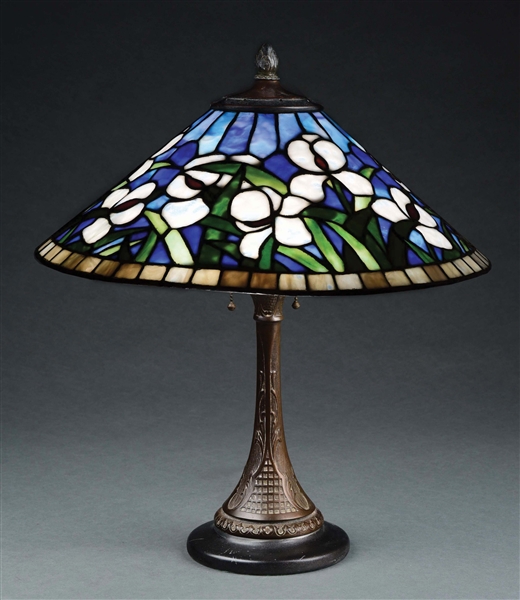 SOMERS LEADED GLASS IRIS TABLE LAMP.