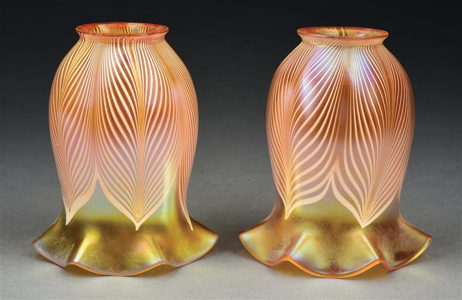 PAIR OF QUEZAL PULLED FEATHER SHADES.