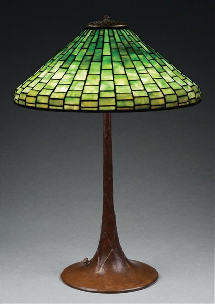 TIFFANY STUDIOS GEOMETRIC LEADED GLASS TABLE LAMP.