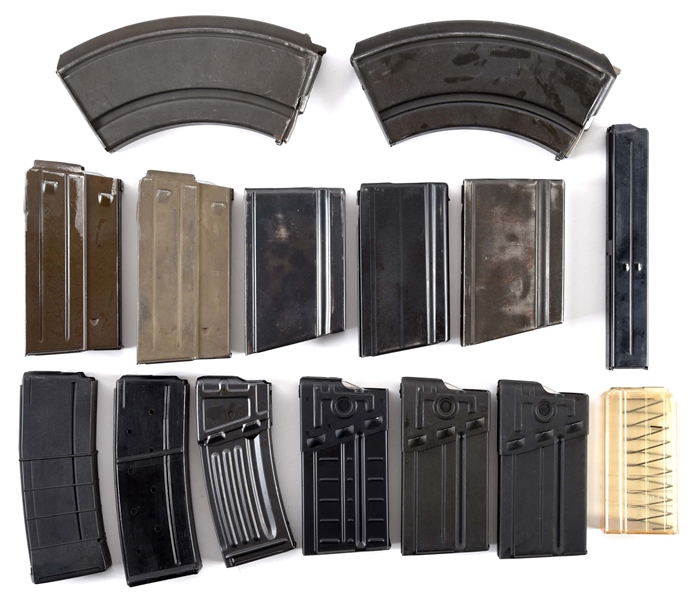 LOT OF ASSORTED MACHINE GUN MAGAZINES.