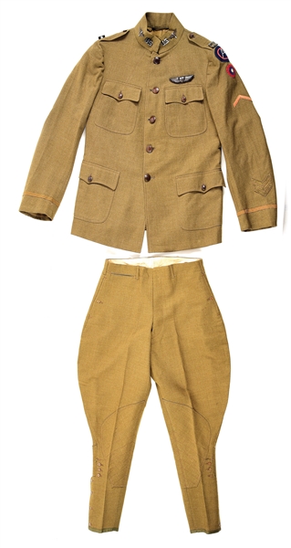 US WWI ARMY AIR SERVICE PILOT UNIFORM WITH GREAT INSIGNIA AND WINGS.