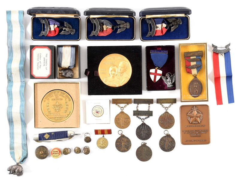 LOT OF BOY SCOUT MEDALS.