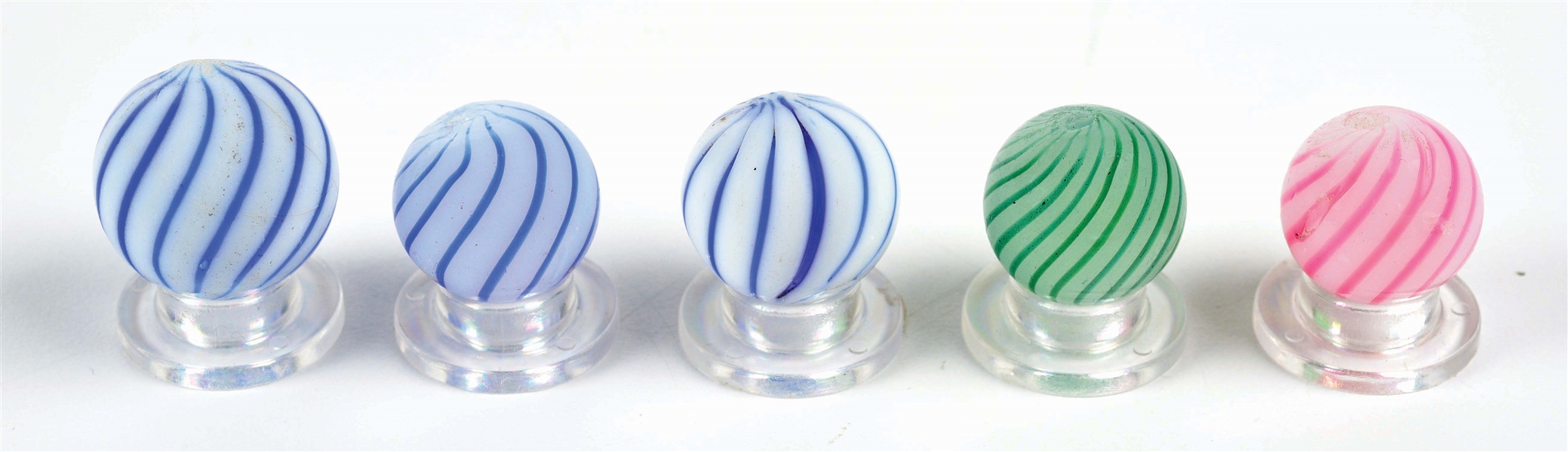 LOT OF 5: CLAMBROTH MARBLES.