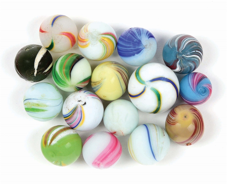 LOT OF 16: BANDED OPAQUE MARBLES.