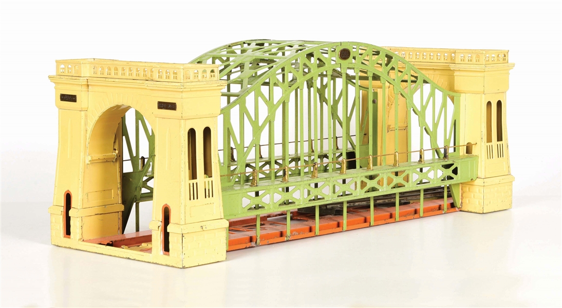 LIONEL STANDARD GAUGE PRE-WAR HELLGATE BRIDGE.