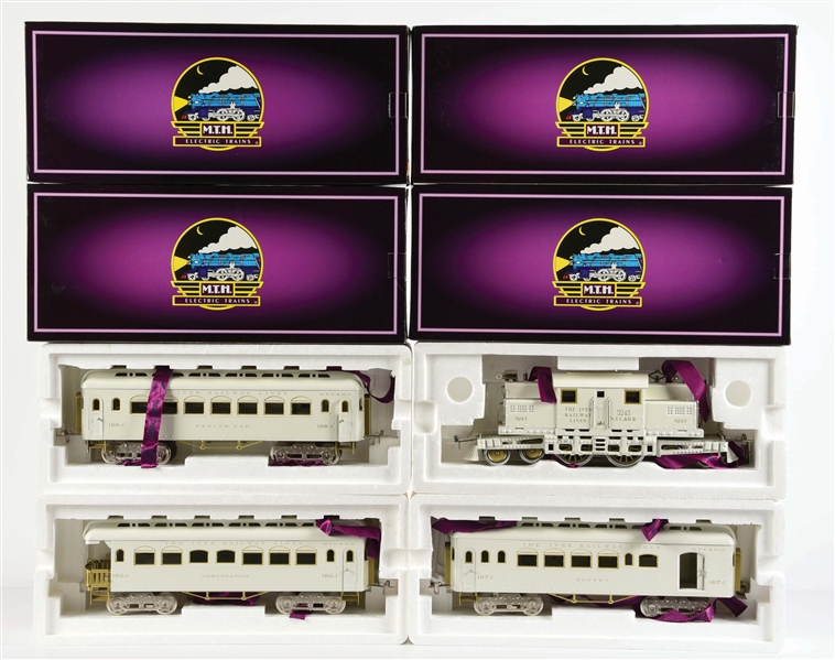 SET OF 4: MTH IVES WHITE PASSENGER SET.