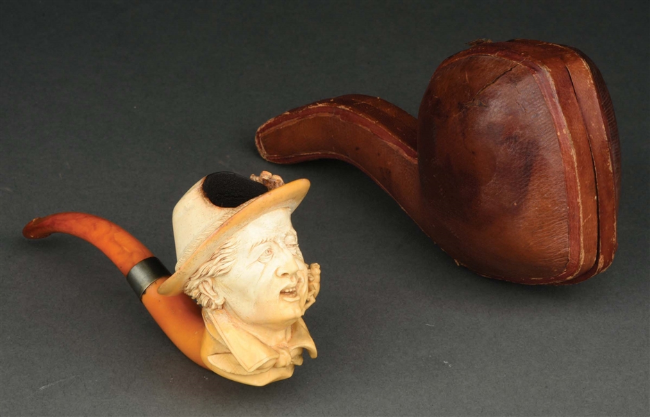 CARVED MEERSCHAUM PIPE