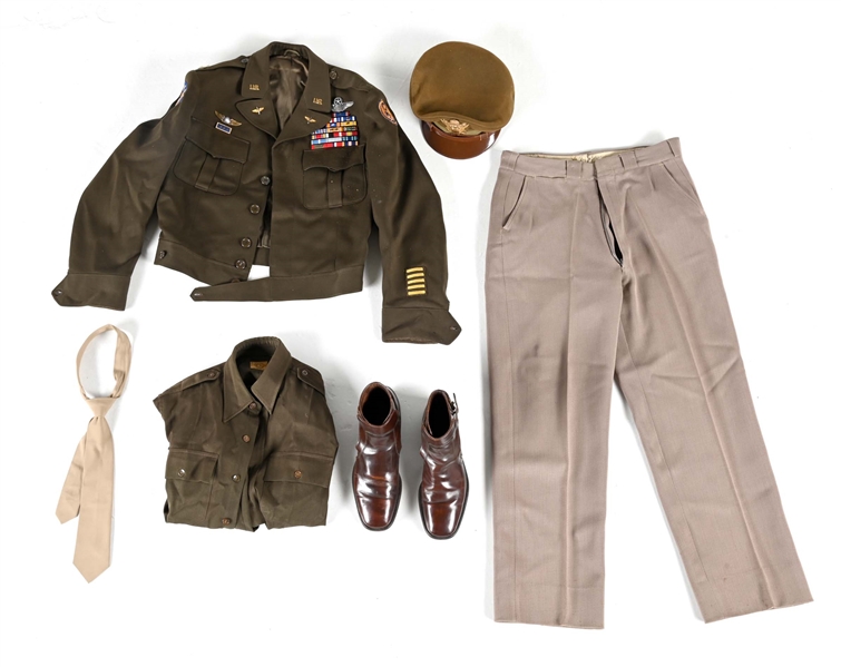 US WWII ARMY AIR CORPS COLONELS UNIFORM.
