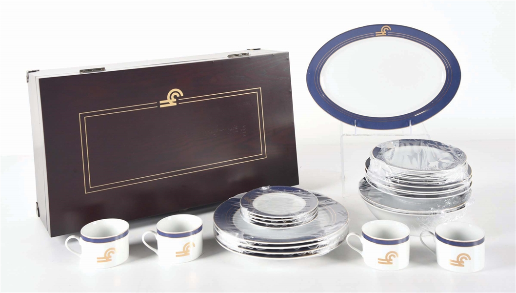 CONRAIL DINNERWARE SET.