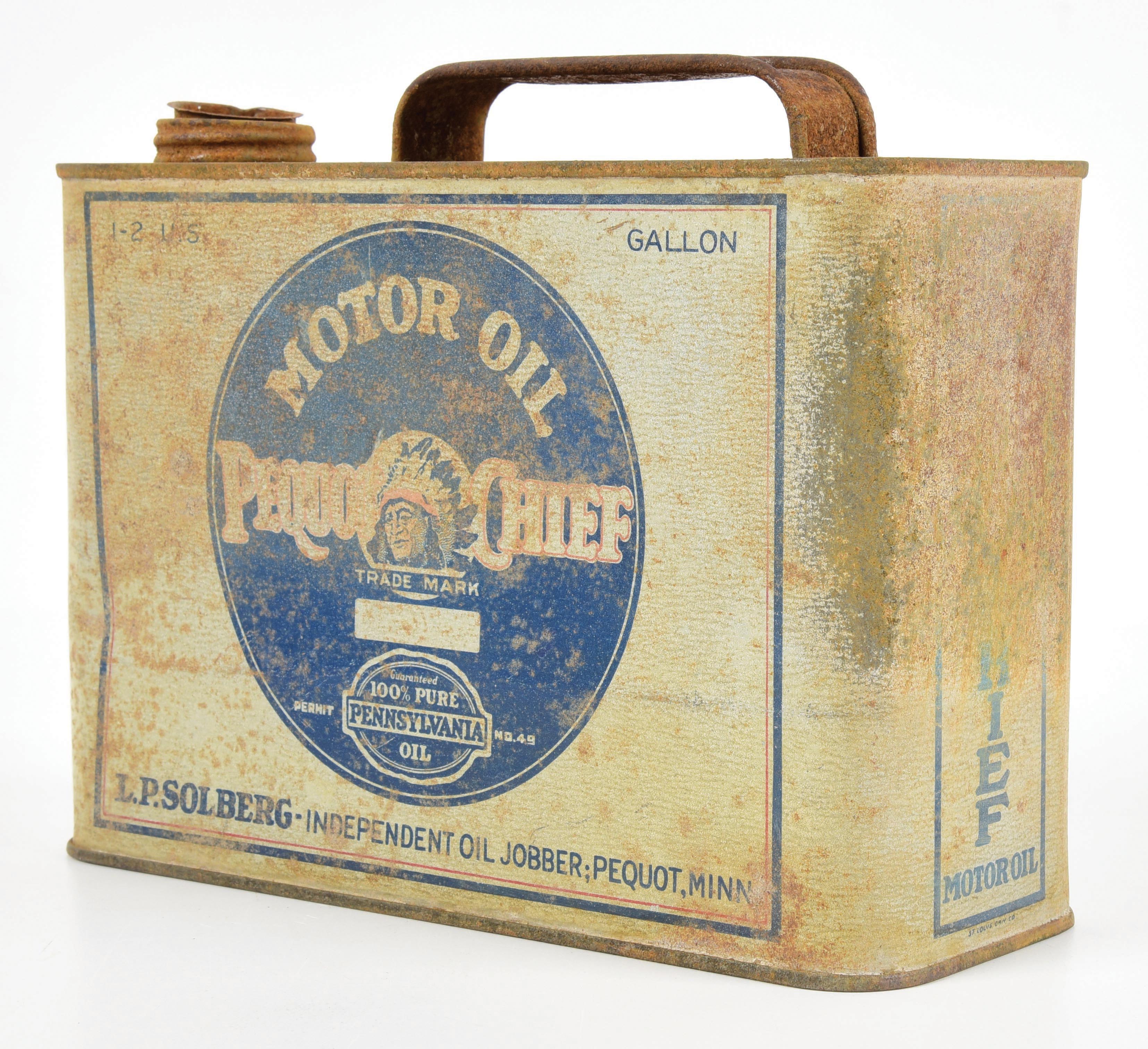 Lot Detail - PEQUOT CHIEF MOTOR OIL HALF GALLON CAN W/ NATIVE AMERICAN ...