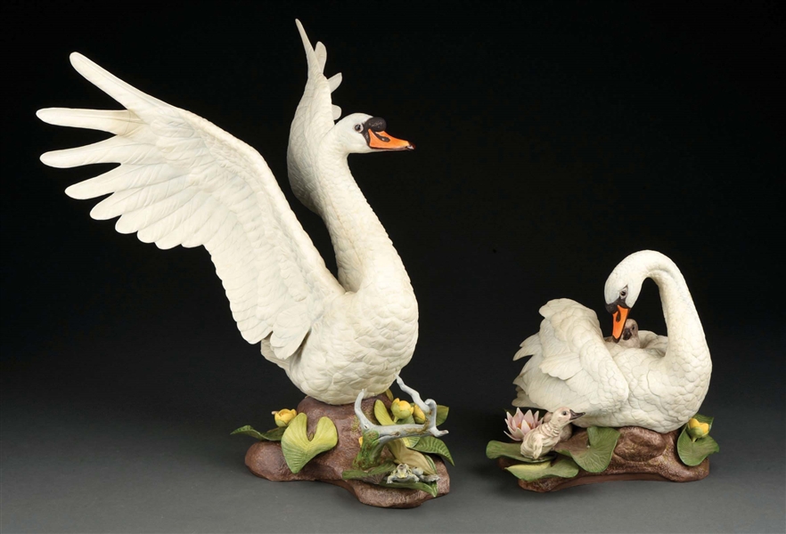 PAIR OF EDWARD BOEHM PORCELAIN MUTE SWANS.