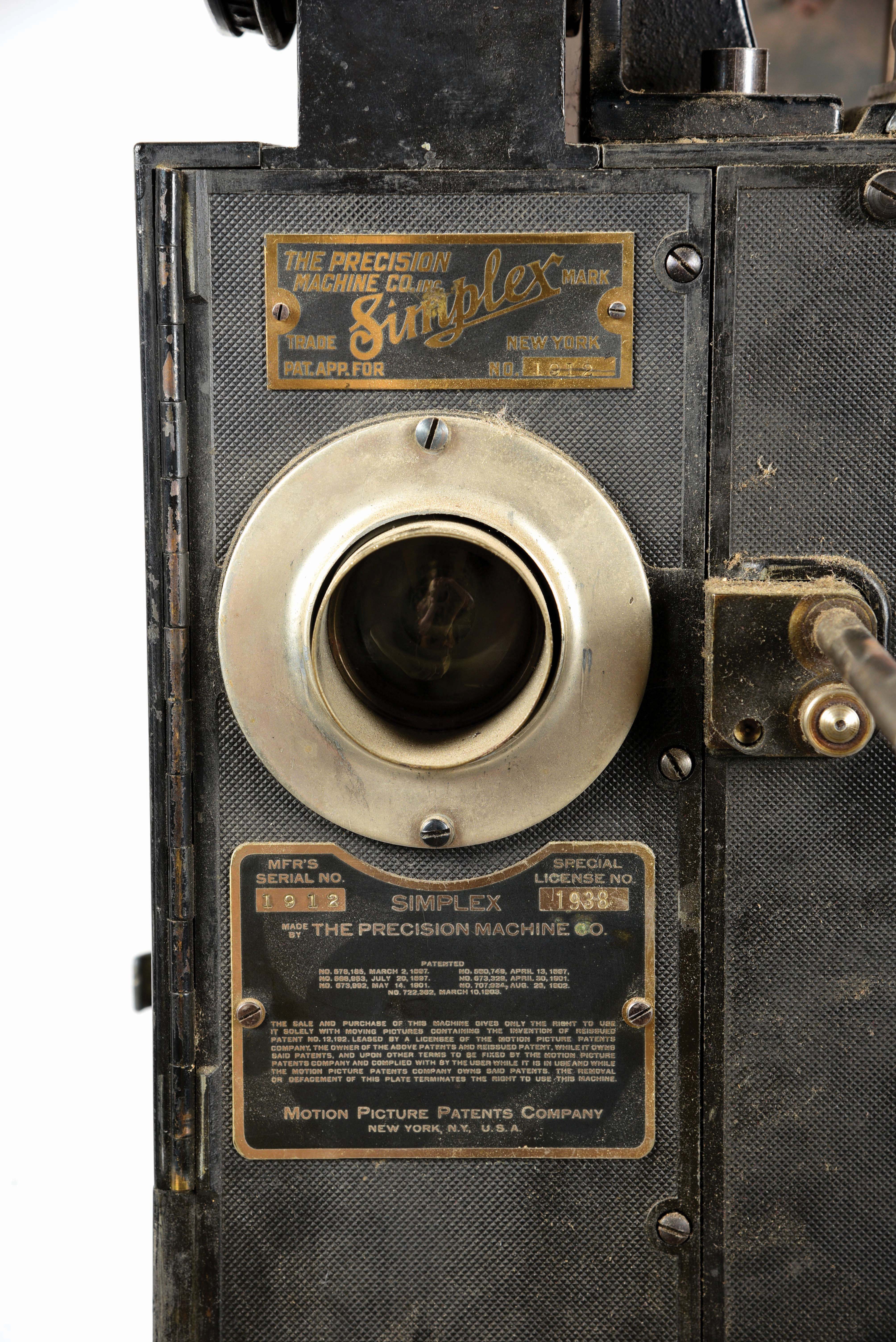 Standard Simplex Projector Lot Detail - THE