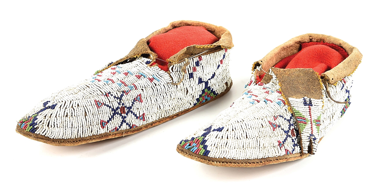 CHEYENNE BEADED MOCCASINS