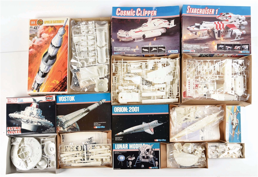 LOT OF 8: VARIOUS AIRFIX EUROPEAN SPACE-RELATED MODEL KITS