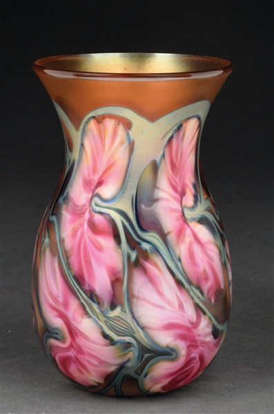 ART GLASS VASE BY JOHN LOTTON