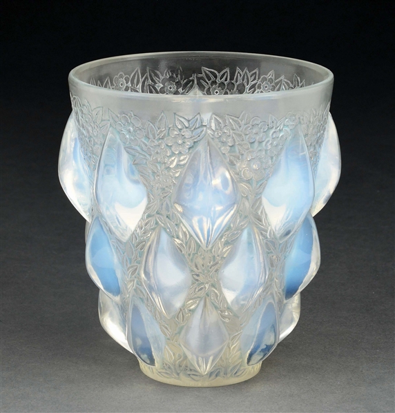 LALIQUE VASE RAMPILLON.