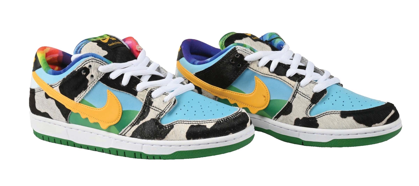 FRIENDS AND FAMILY "CHUNKY DUNKY" NIKE SB DUNK LOW