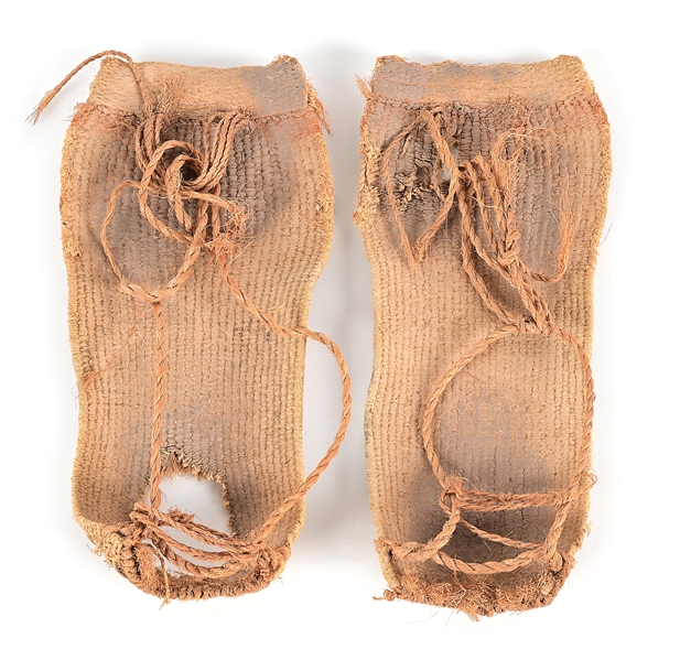 PREHISTORIC ANASAZI INDIAN CAVE SANDALS.