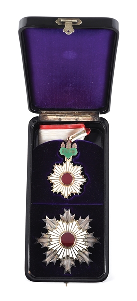 JAPANESE CASED ORDER OF THE RISING SUN.