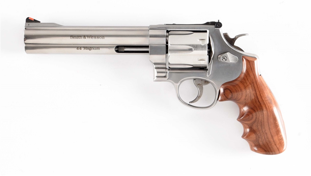 (M) SMITH & WESSON MODEL 629-5 DOUBLE ACTION REVOLVER.
