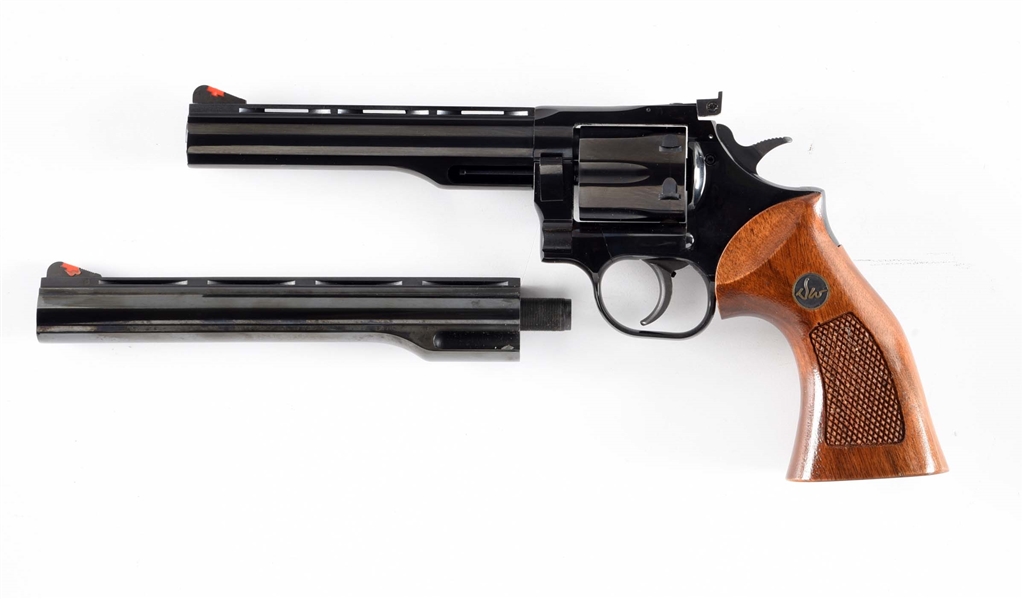 (M) DAN WESSON MODEL 15-2V DOUBLE ACTION REVOLVER WITH 6" AND 7 - 1/2" BARRELS.