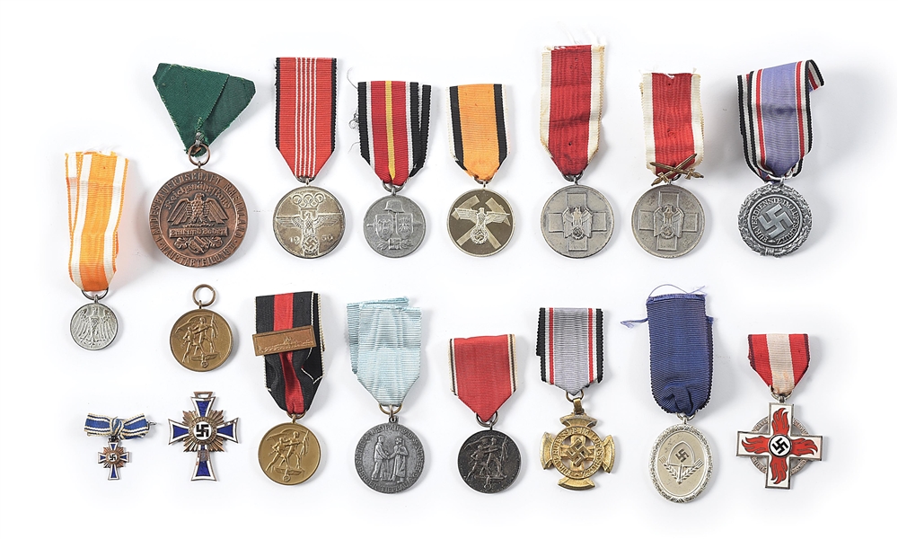 LOT OF THIRD REICH MISC MEDALS.