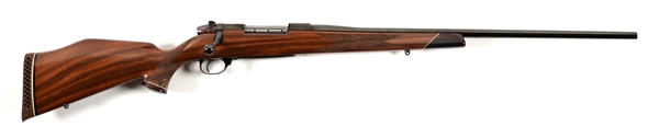 (M) SOUTH GATE WEATHERBY MARK V BOLT ACTION RIFLE.