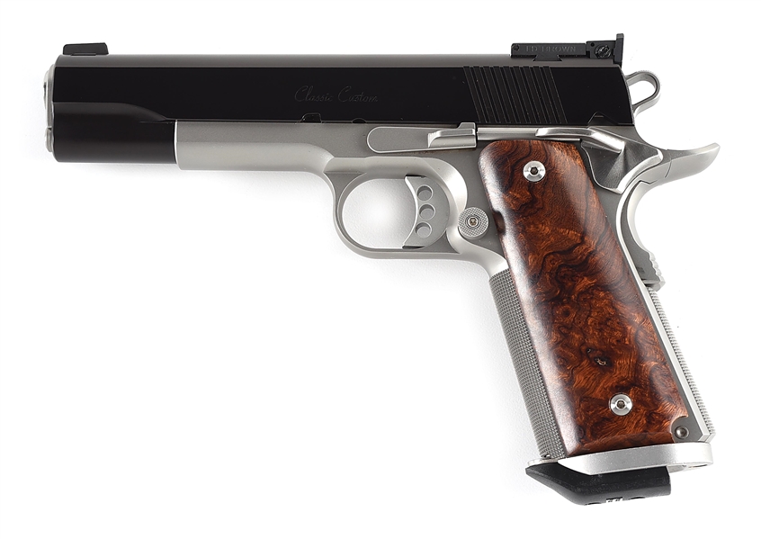 (M) ED BROWN CLASSIC CUSTOM .45 ACP SEMI-AUTOMATIC PISTOL WITH SOFT CASE.