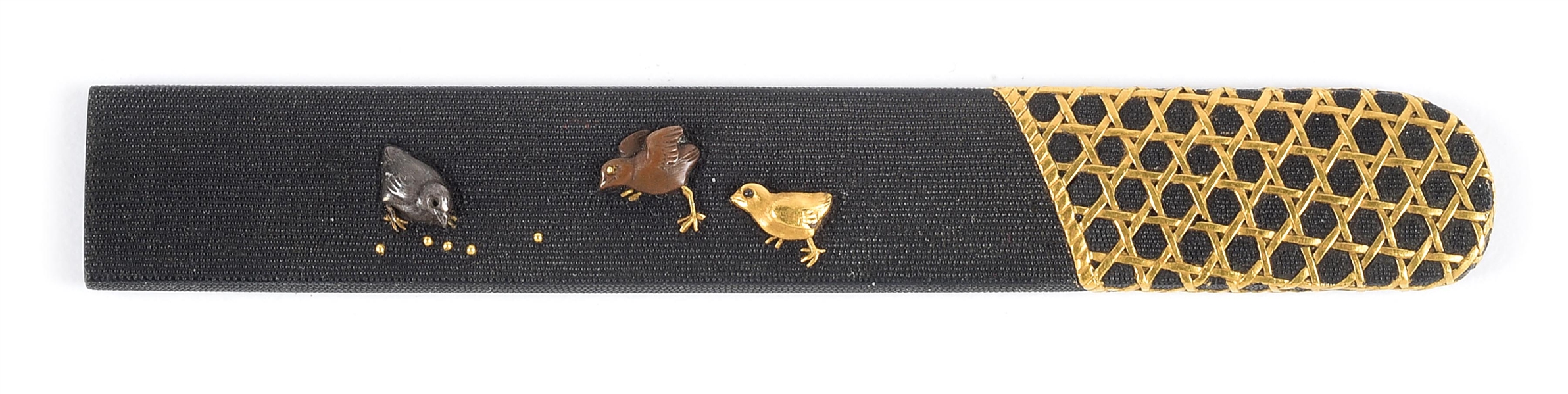 KOZUKA HANDLE WITH WONDERFUL WIREWORK AND CHICKS EATING, SIGNED NORIYUKI HAMANO.