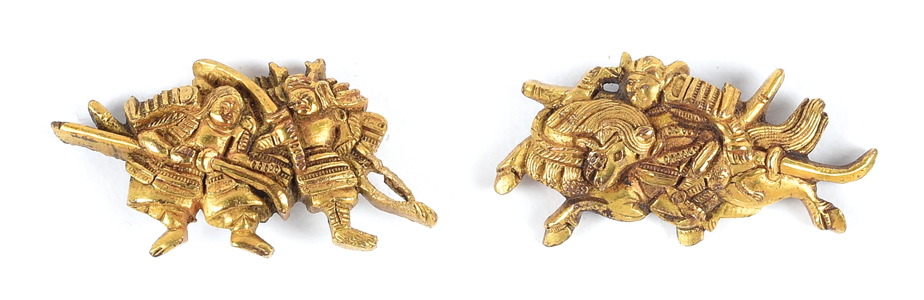 PAIR OF MENUKI DEPICTING SAMURAI.