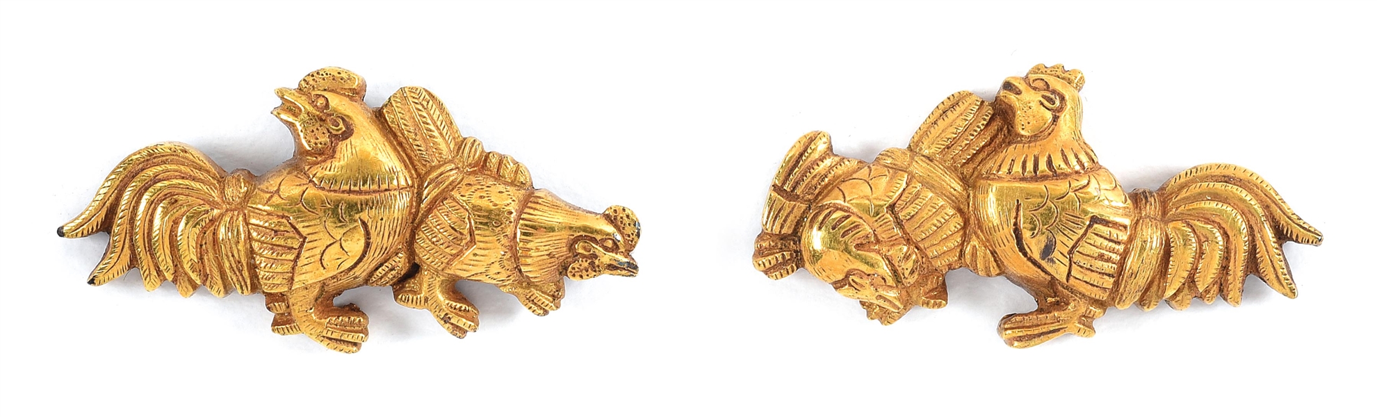 PAIR OF GOLDEN MENUKI DEPICTING CHICKENS.