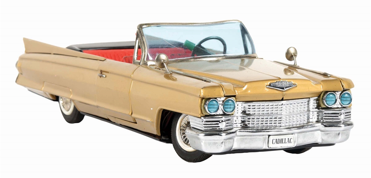 1960S JAPANESE BANDAI BATTERY-OPERATED GOLDEN CADILLAC CONVERTIBLE IN ORIGINAL BOX