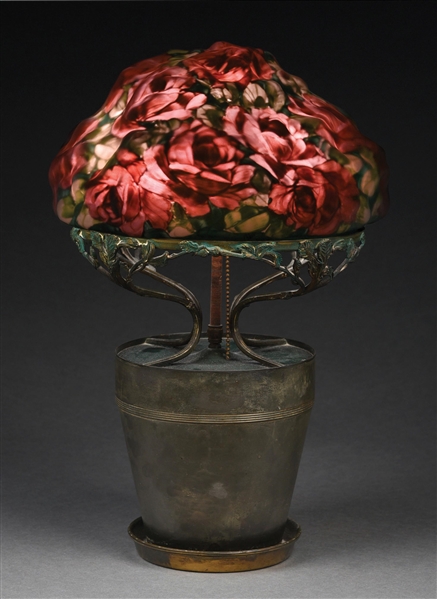 PAIRPOINT REVERSE PAINTED PUFFY ROSE LAMP