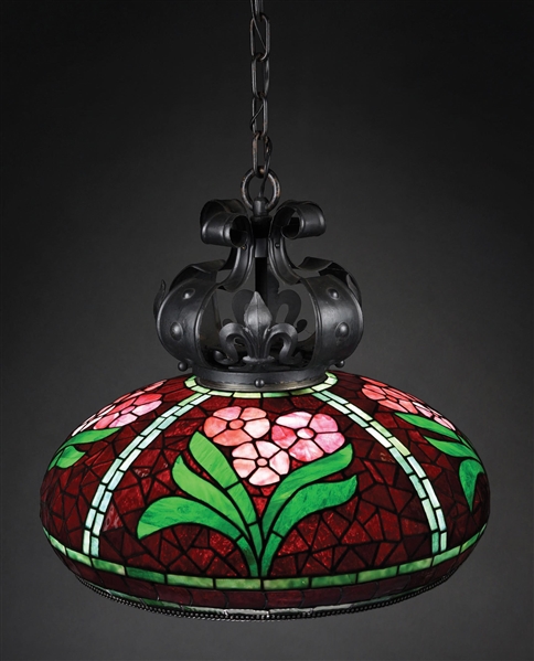 EARLY 20TH C. LEADED GLASS FLORAL HANGING LAMP