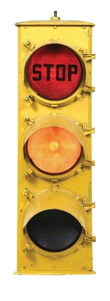 YELLOW TRAFFIC STOP LIGHT.