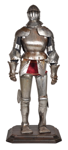 ATTRACTIVE MOUNTED FULL SUIT OF MAXIMILIAN ARMOR.