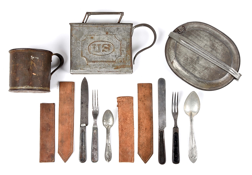 US INDIAN WARS MESS KIT, UTENSILS, CUP, AND MEAT TIN.