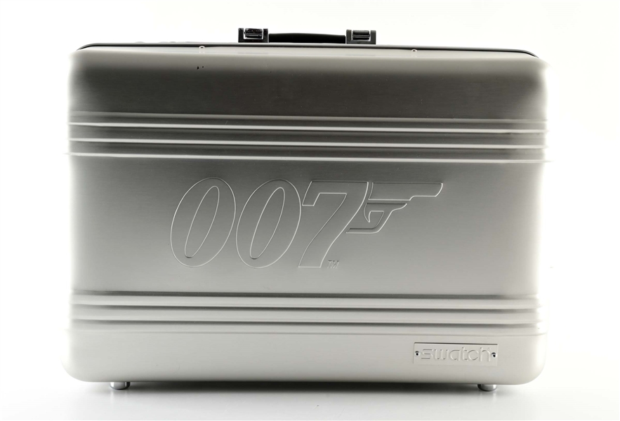 METAL JAMES BOND SUITE CASE