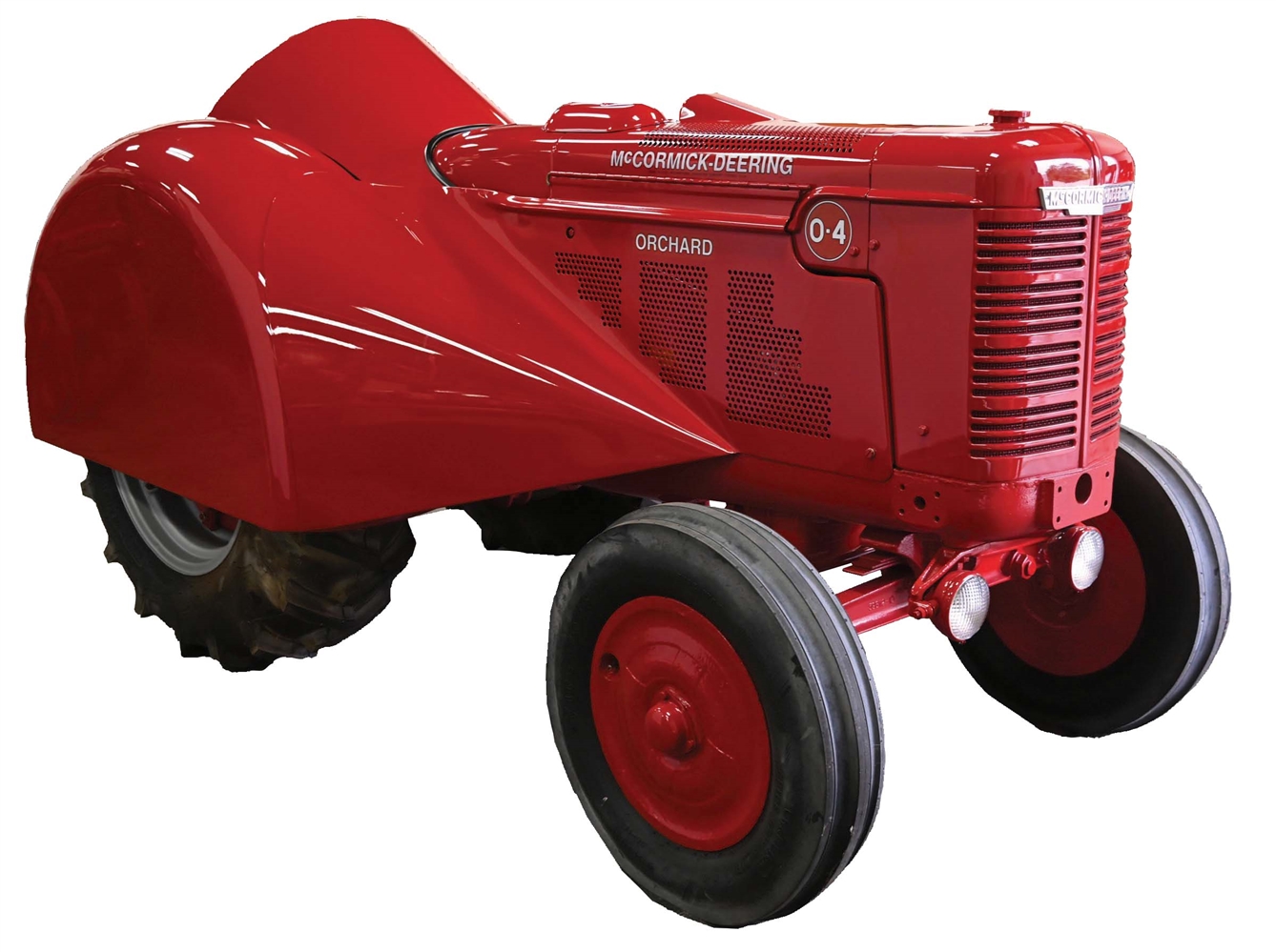 1946 MCCORMICK-DEERING 0-4 ORCHARD TRACTOR