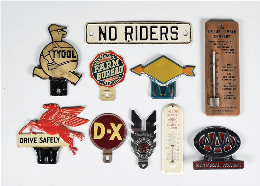 COLLECTION OF 10: VARIOUS TIN LICENSE PLATE TOPPERS & THERMOMETERS. 