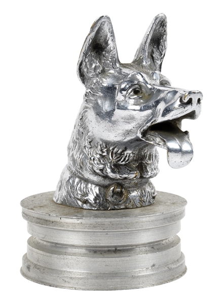 GERMAN SHEPHERD AUTMOBILE HOOD ORNAMENT. 