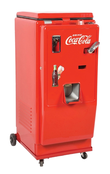 10¢ CAVALIER MODEL 33 COCA-COLA VENDING MACHINE